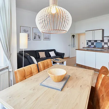 Haus Am Leuchtturm - Sterne Apartment *